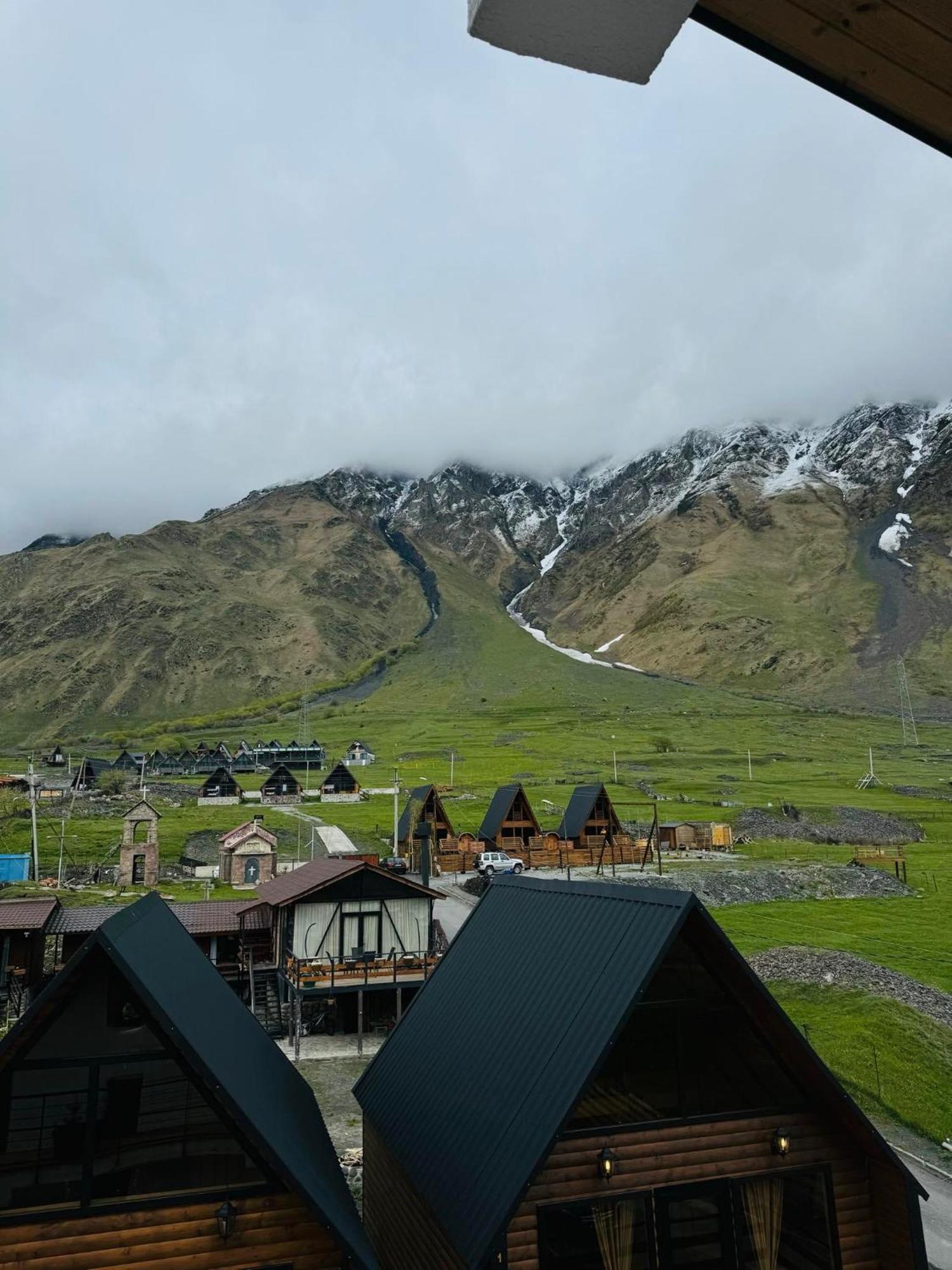Chalet Kazbegi Hotel Eksteriør billede