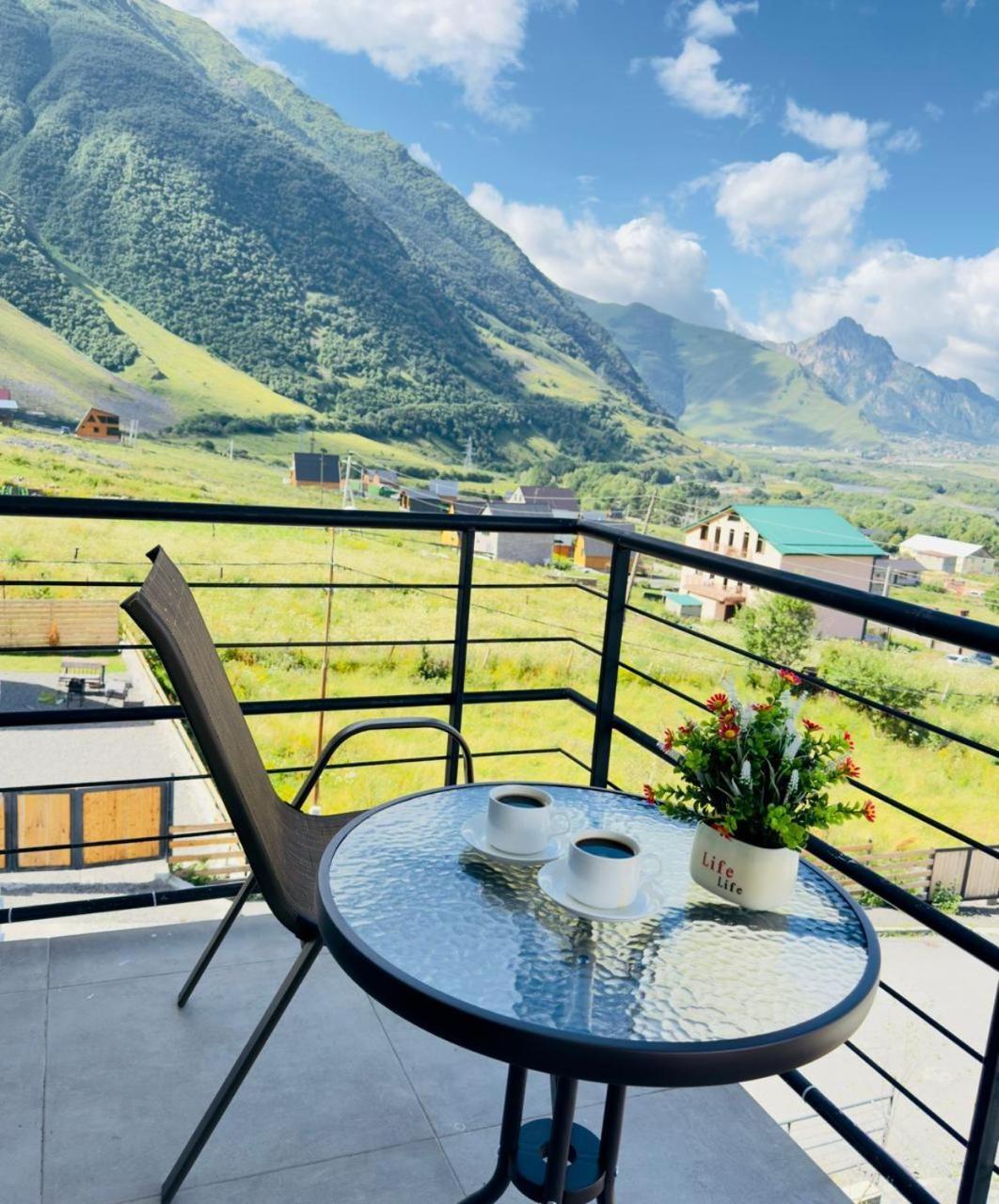 Chalet Kazbegi Hotel Eksteriør billede